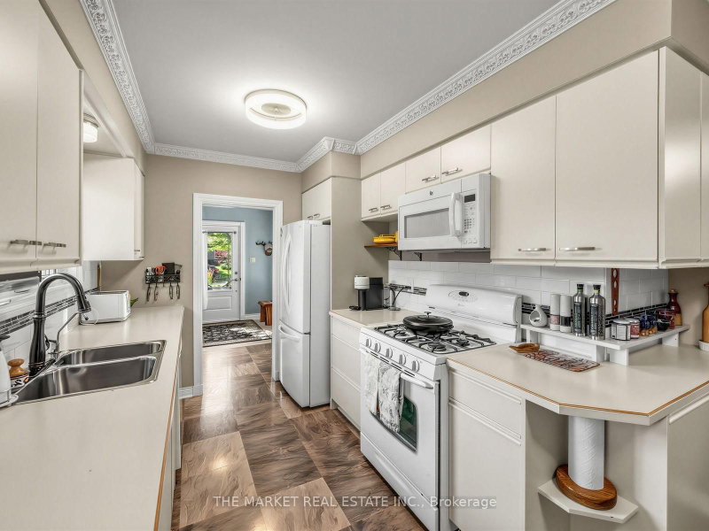 1033 Franconia Mississauga,ON L4Y 2L6 — Photo 21
