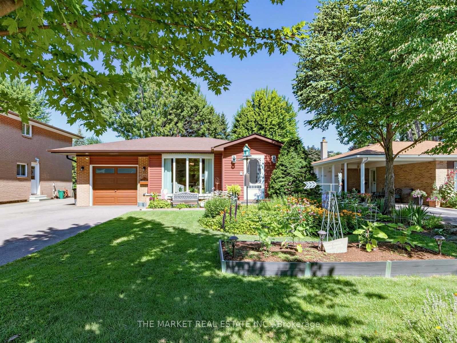 1033 Franconia Mississauga,ON L4Y 2L6 — Photo 8