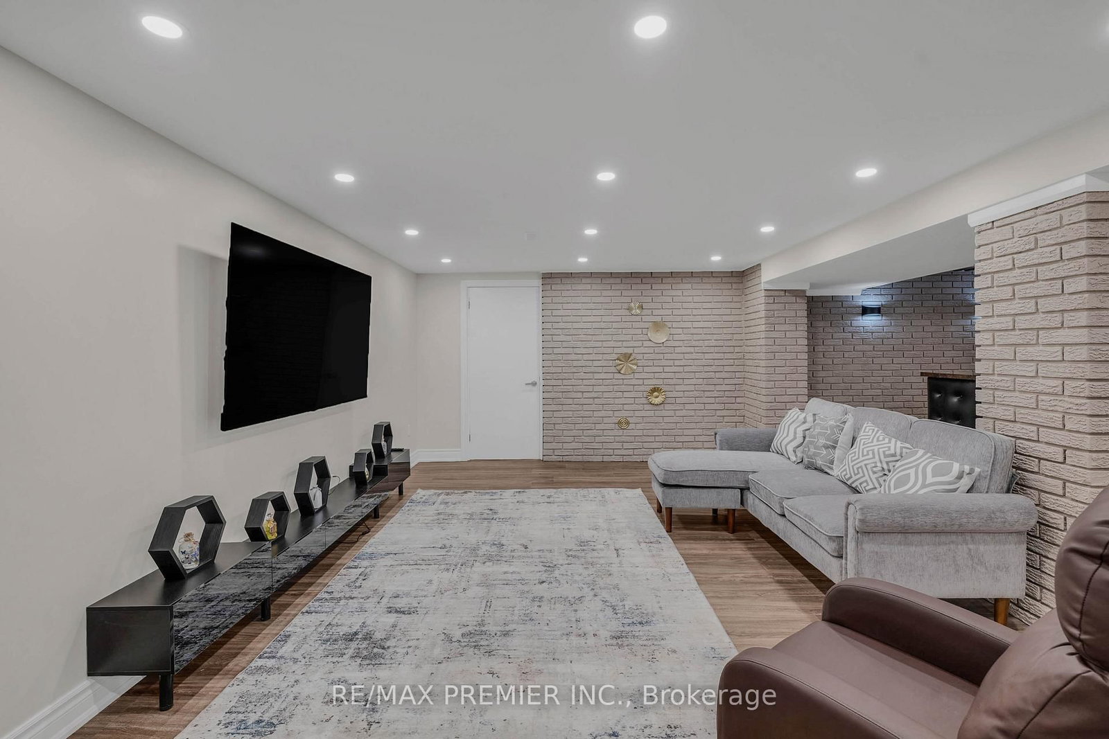 62 Keegan Crescent • Toronto, ON photo 18