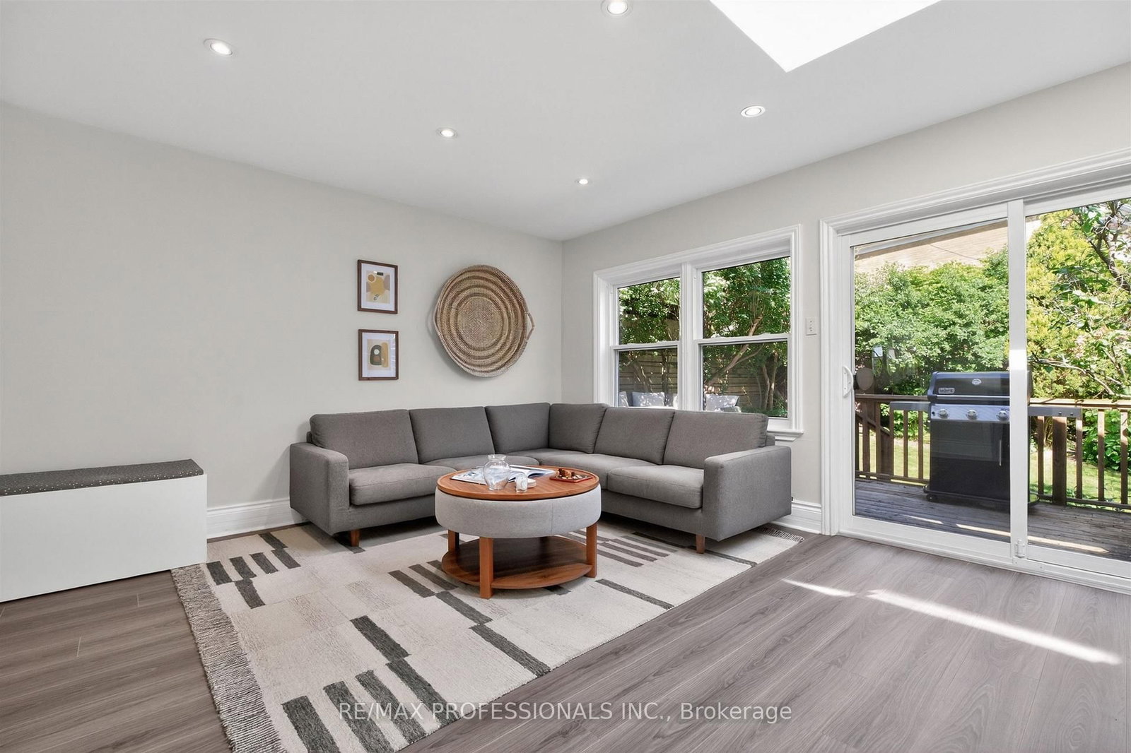 69 Skylark Road • Toronto, ON photo 13