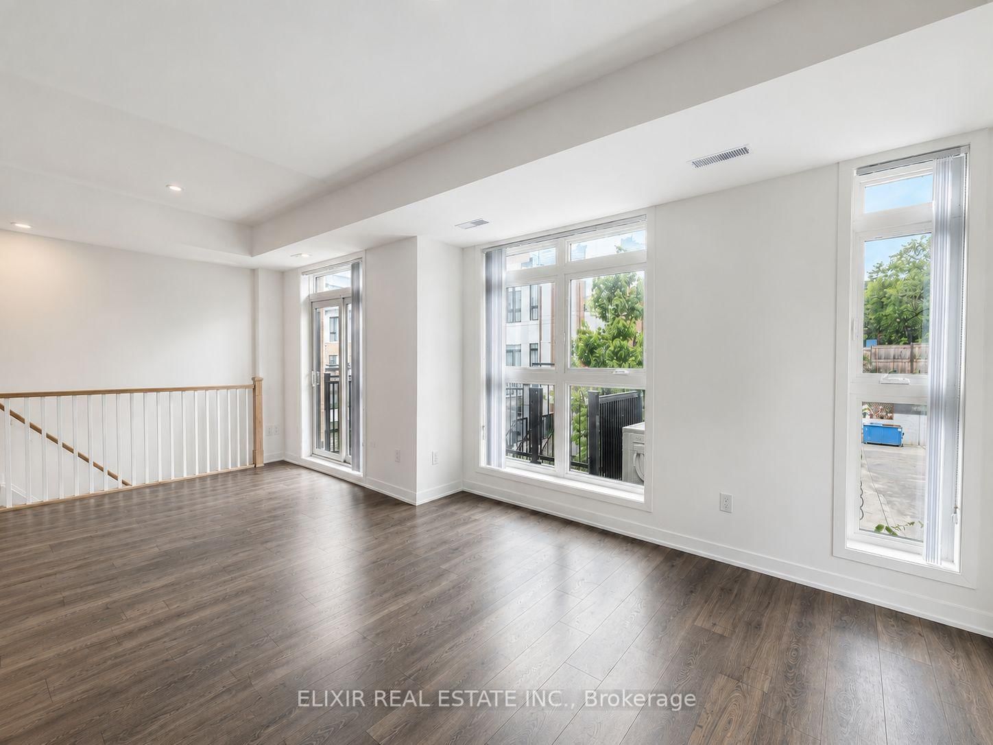 140 Canon Jackson Drive • #206 • Toronto, ON photo 10