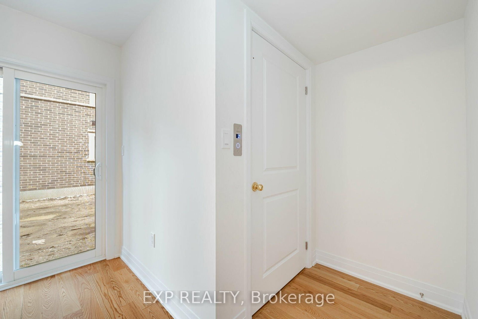 209 Wyndham Street • Mississauga, ON photo 11