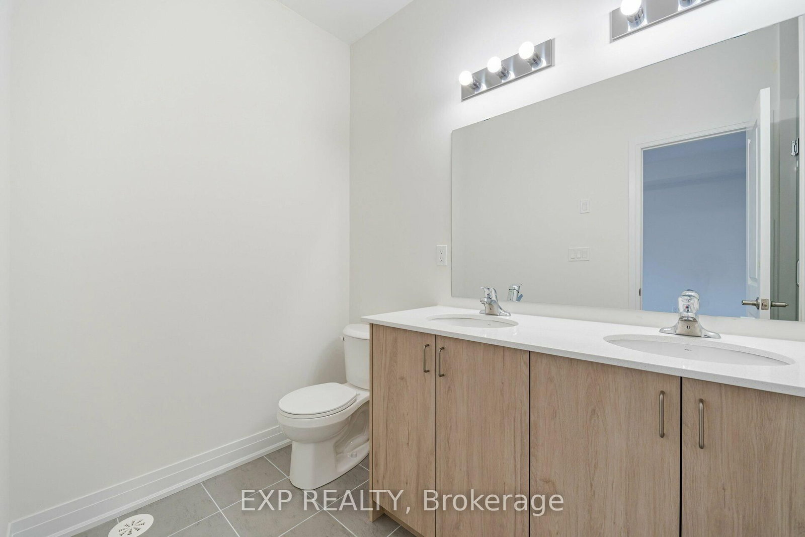 209 Wyndham Street • Mississauga, ON photo 23
