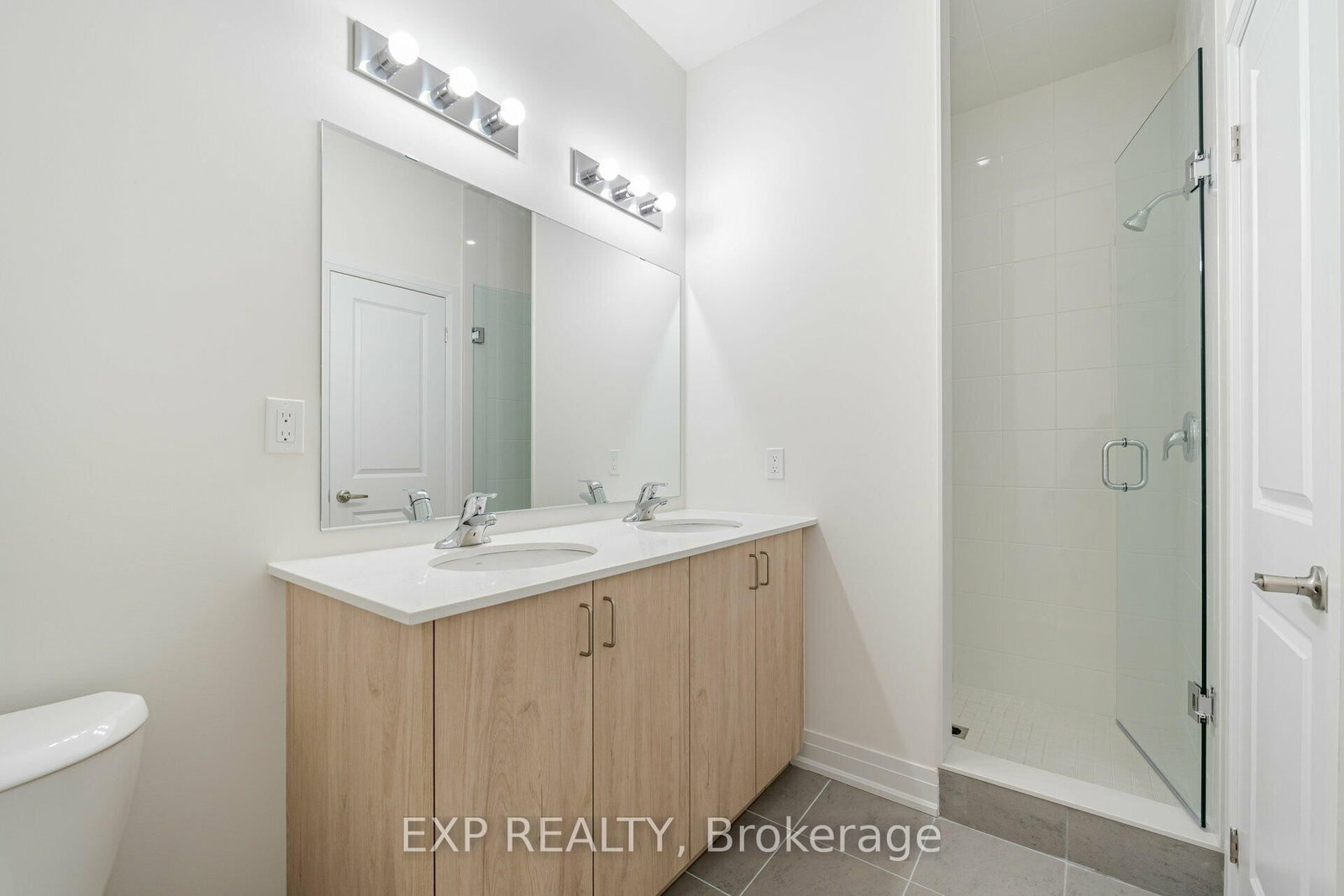 209 Wyndham Street • Mississauga, ON photo 24