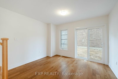 209 Wyndham Street • Mississauga, ON photo 5