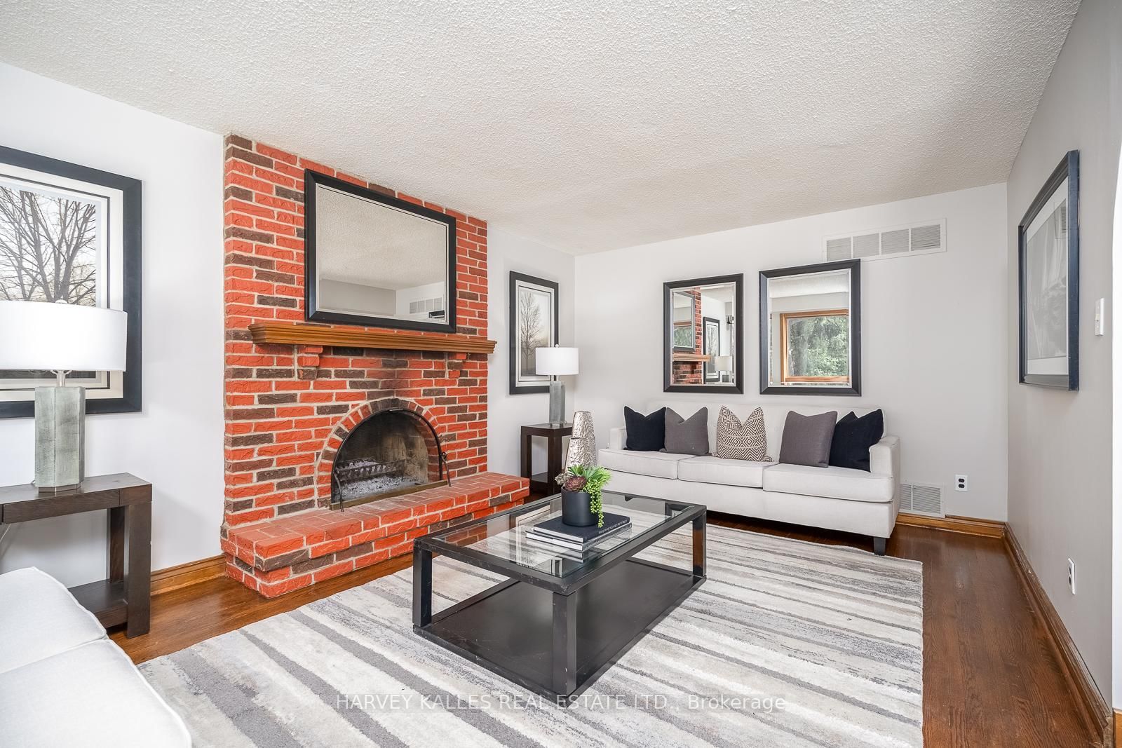 1033 Fair Birch Drive • Mississauga, ON photo 11