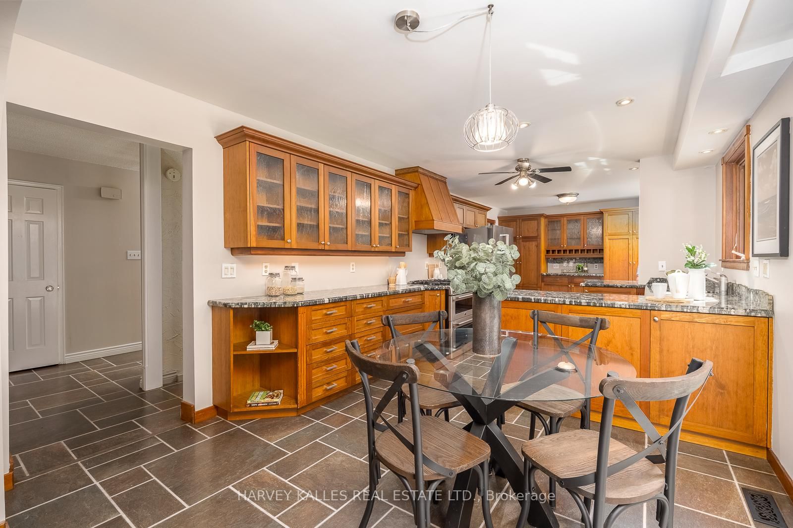 1033 Fair Birch Drive • Mississauga, ON photo 16
