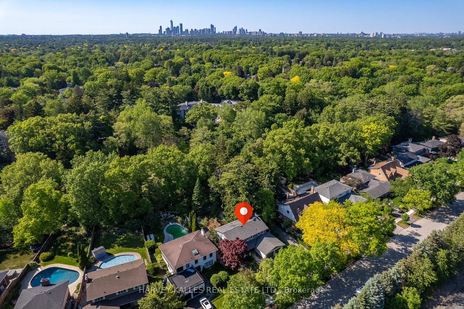 1033 Fair Birch Drive • Mississauga, ON photo 4