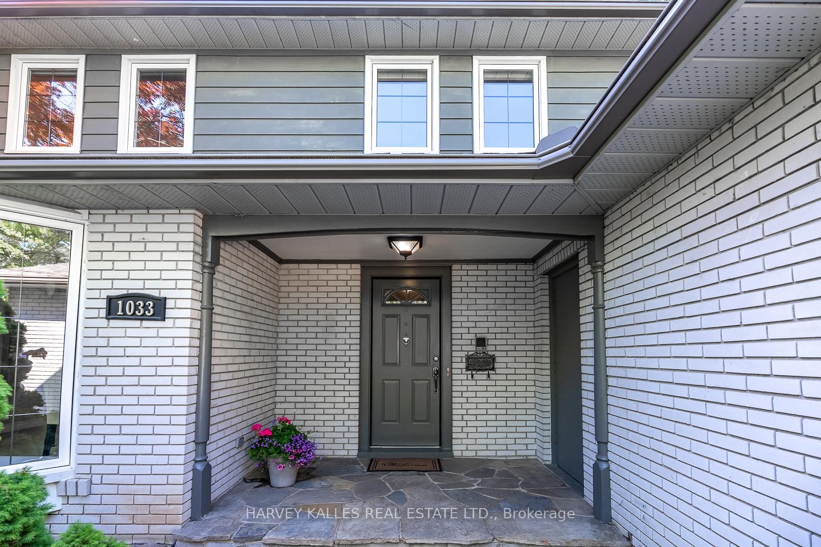 1033 Fair Birch Drive • Mississauga, ON photo 7