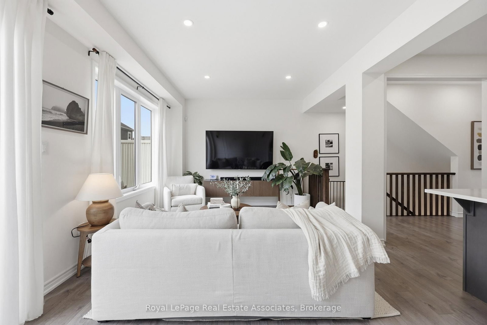 1222 Rose Way • #27 • Milton, ON photo 11