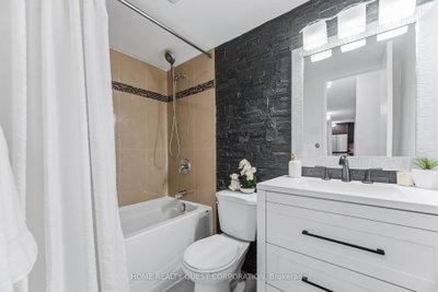 3120 Kirwin Mississauga,ON L5A 3R2 — Photo 24