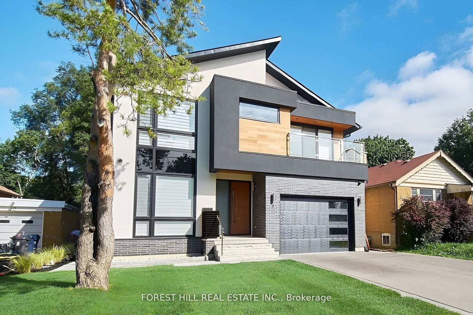 8 Nora Road, Toronto 2