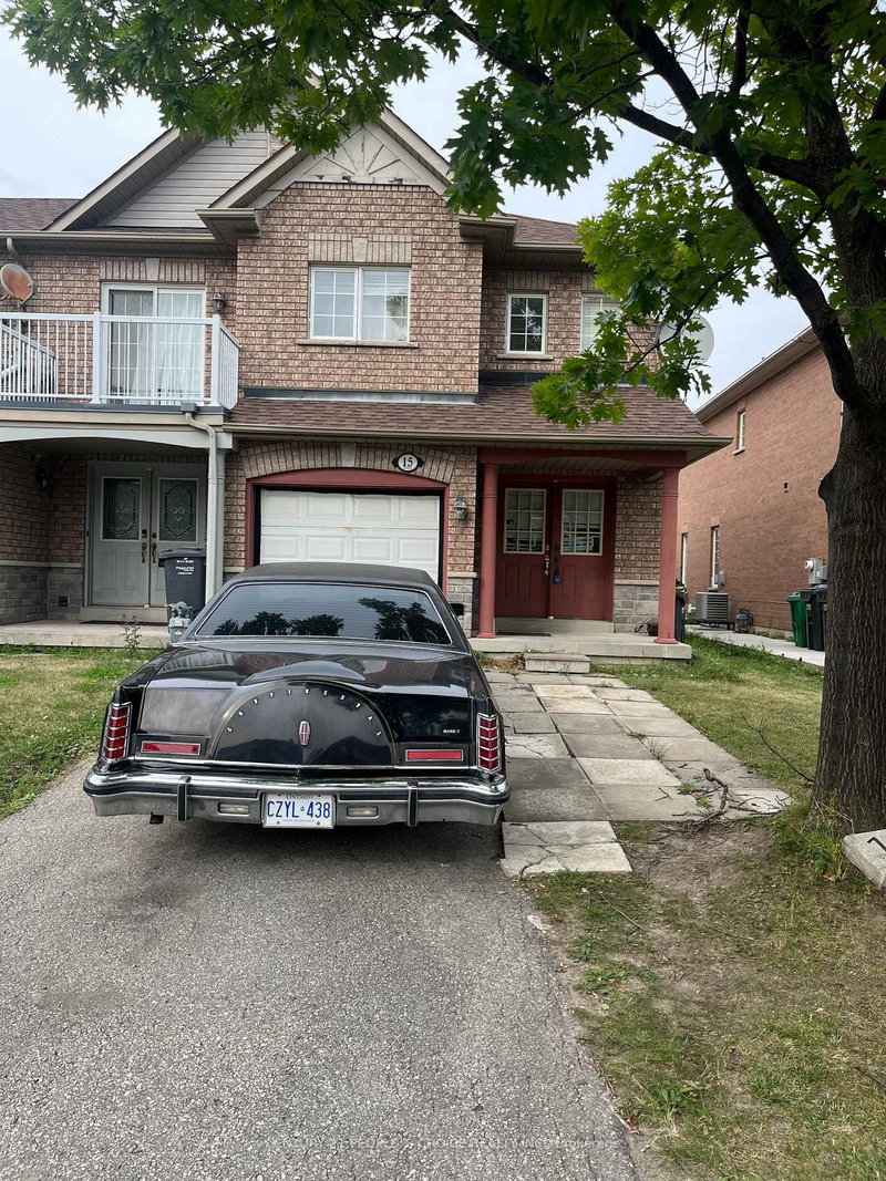 15 Checkerberry Crescent