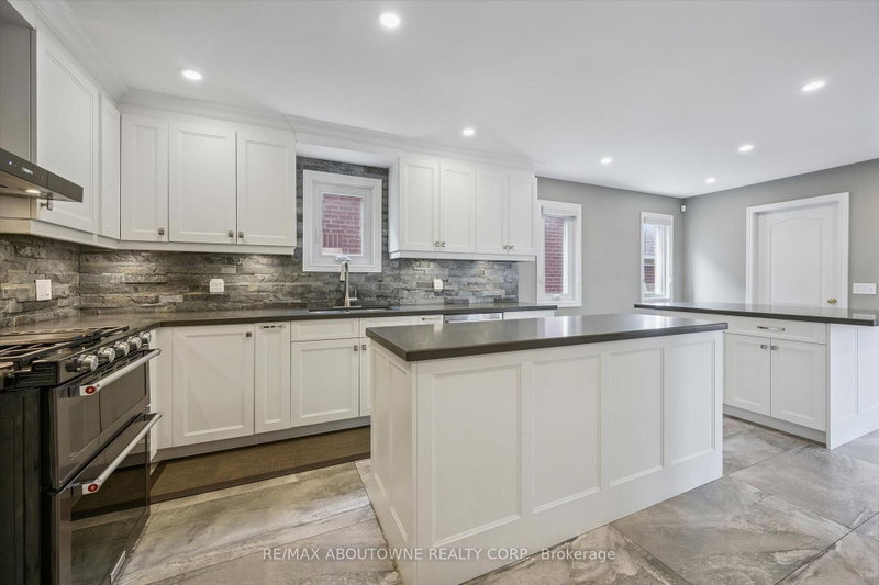 2456 6 Oakville,ON L6H 4L2 — Photo 14