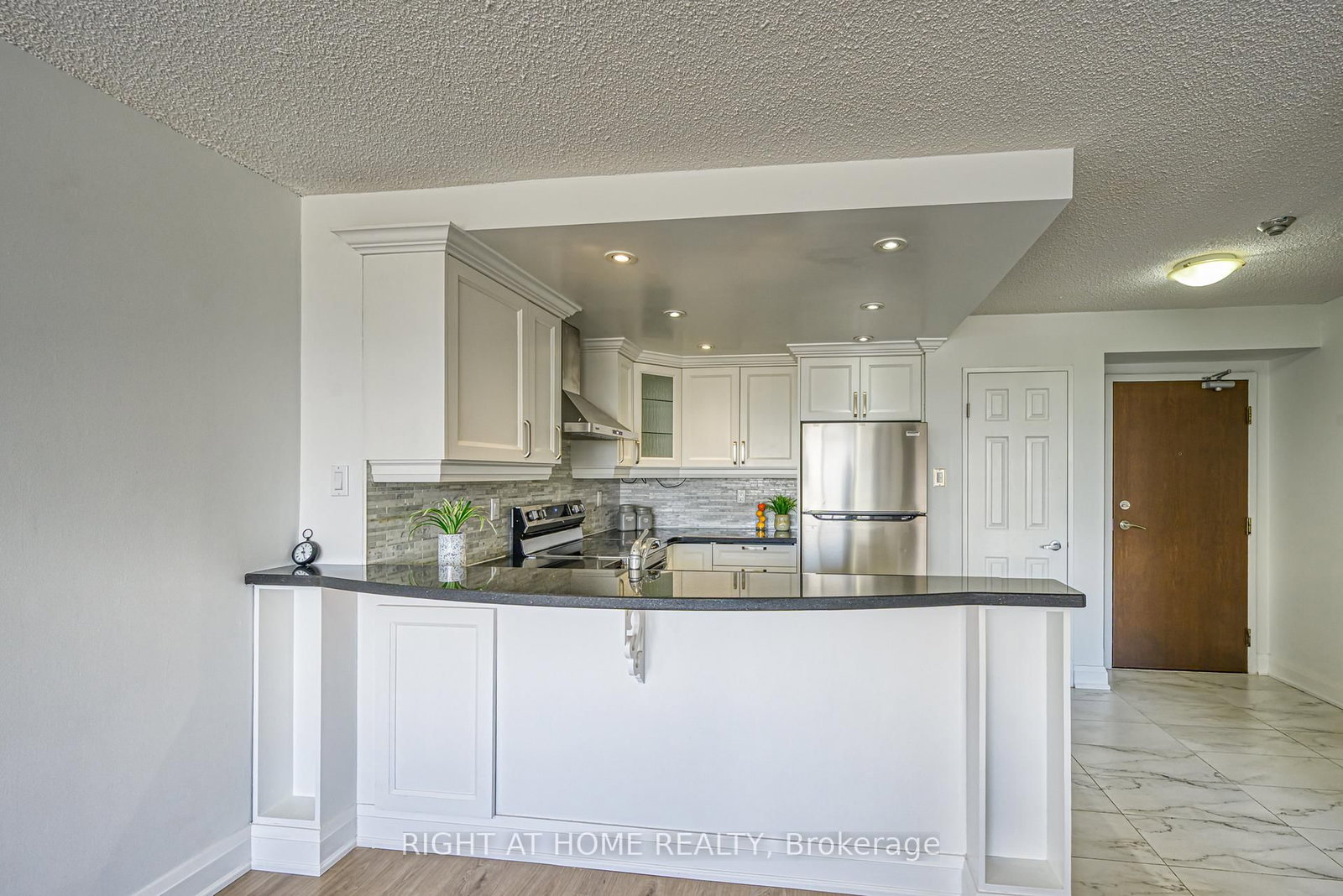 50 Kingsbridge Garden Circle • #1408 • Mississauga, ON photo 10
