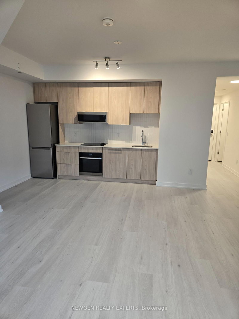 244 - 2501 Saw Whet Boulevard