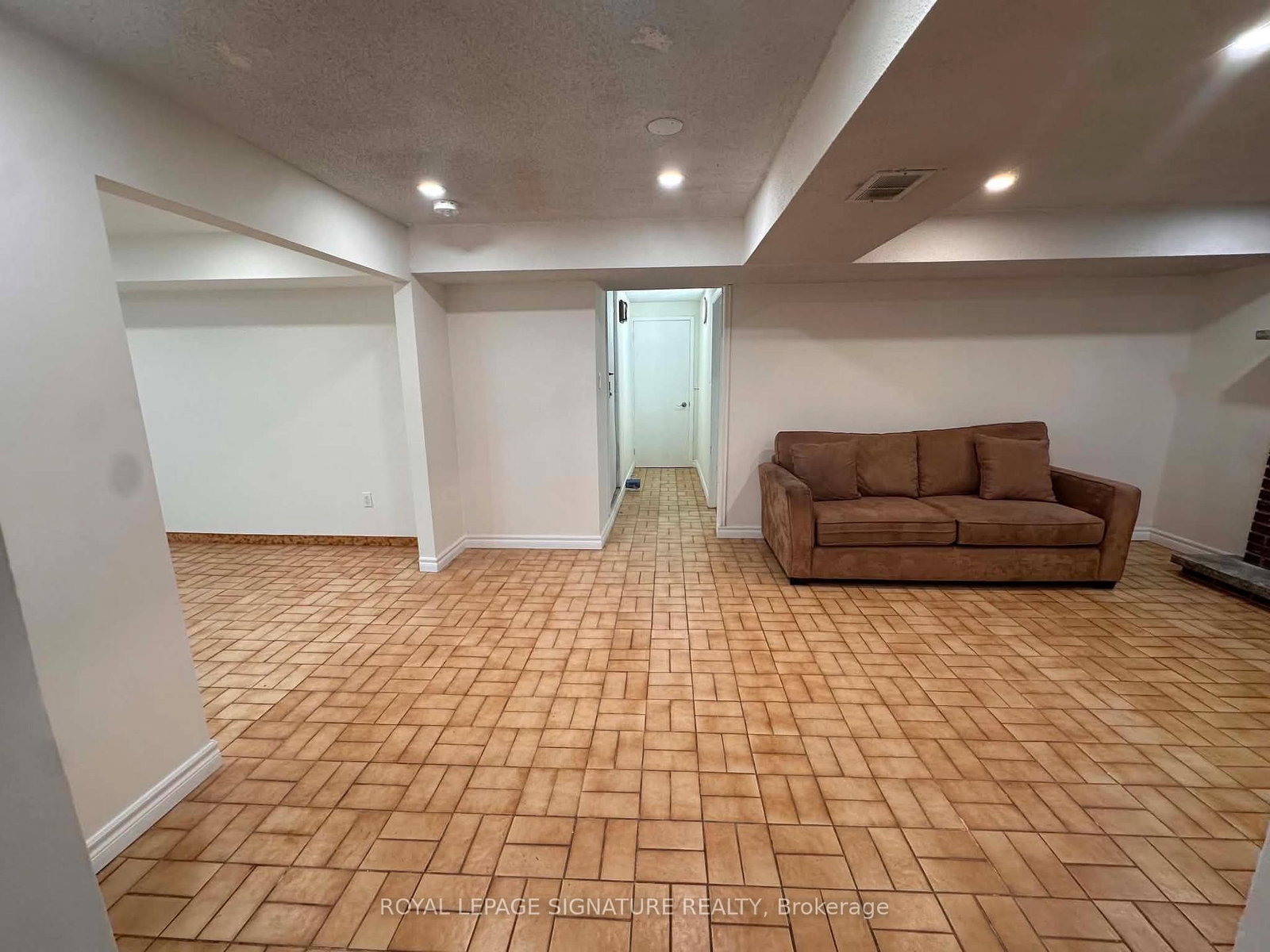 Detached House for lease at Lower Bsmt-4170 Sunset Valley Court, Mississauga, Ontario, L4W 3L5 - Rathwood - MLS: W13636604