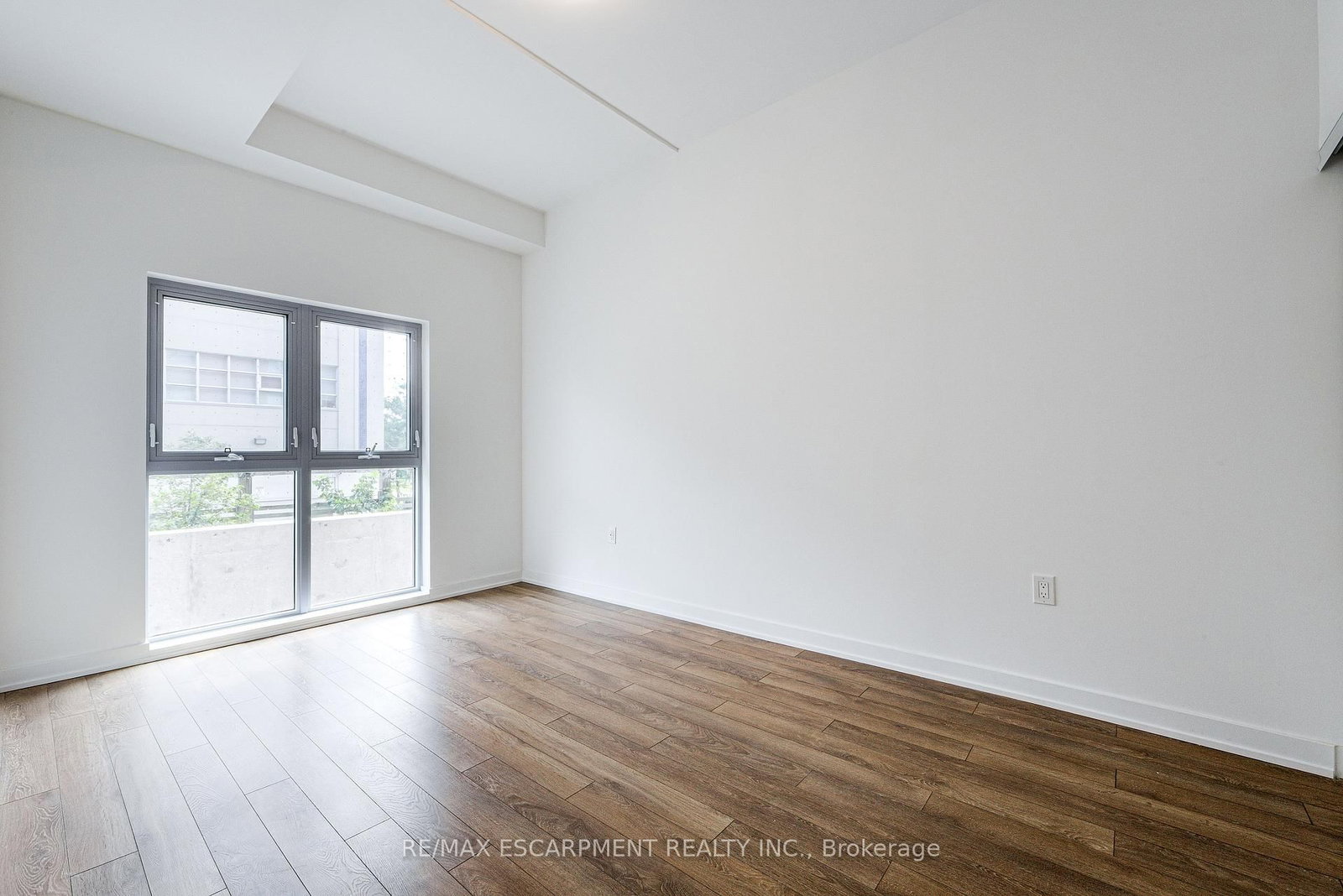 2433 Dufferin Street • #112 • Toronto, ON photo 17