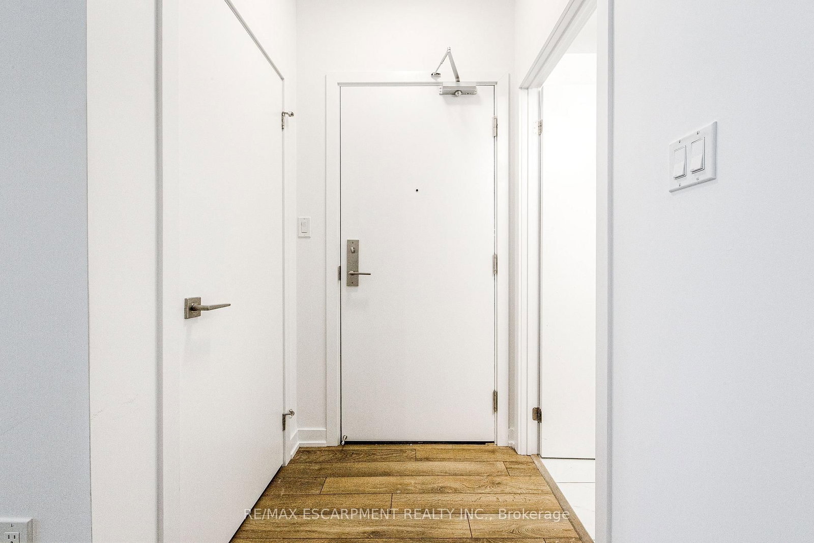 2433 Dufferin Street • #112 • Toronto, ON photo 5