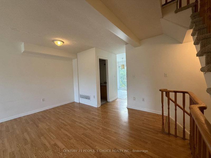 182 - 80 Acorn Place