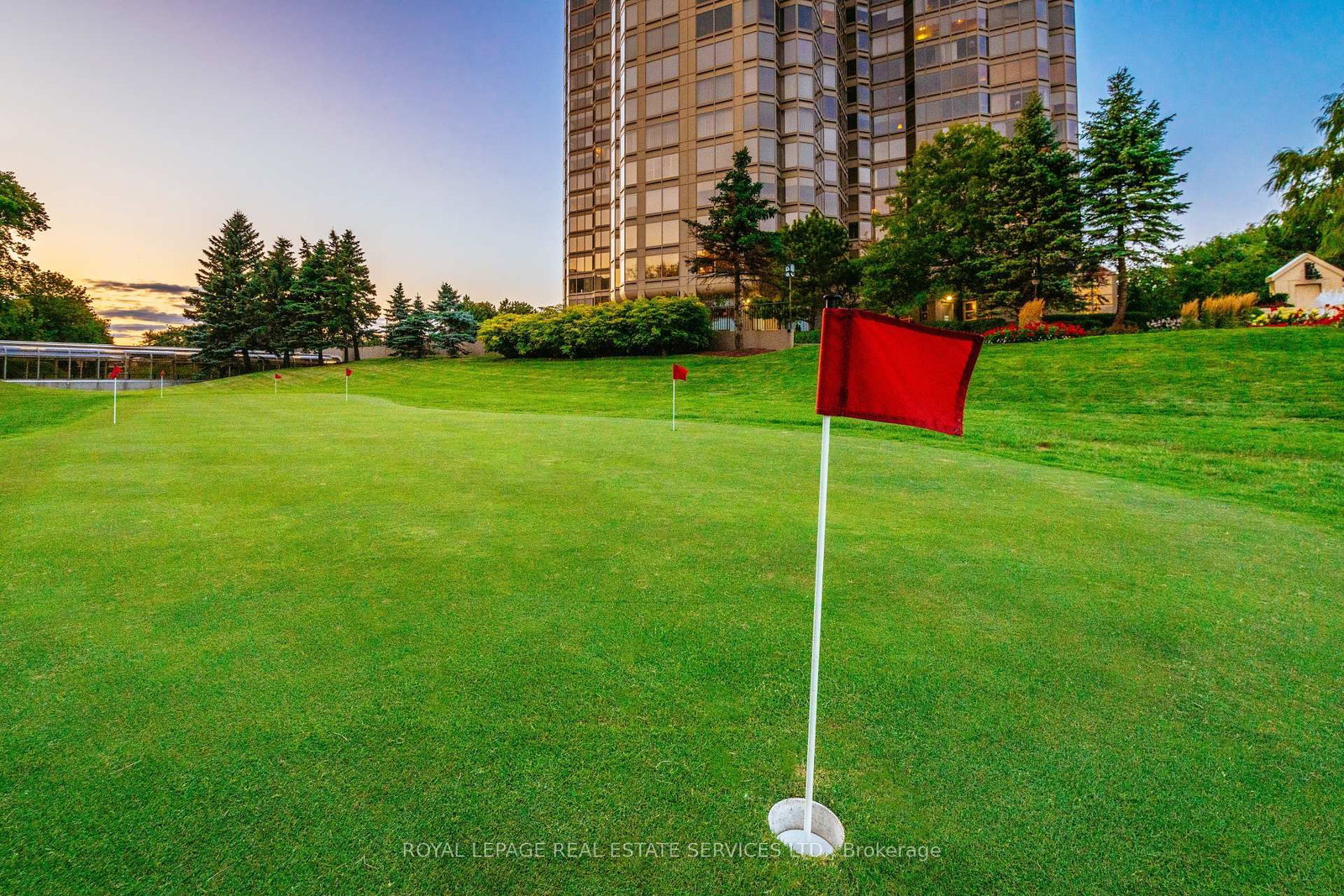 1 Palace Pier Court • #2812 • Toronto, ON photo 26