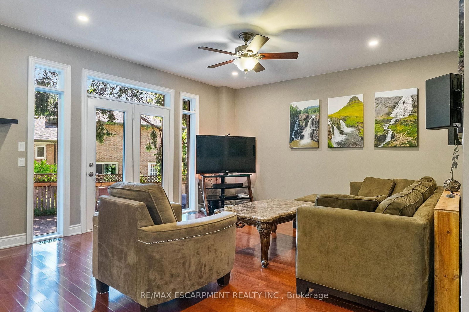 85 PARK Street W • Mississauga, ON photo 16
