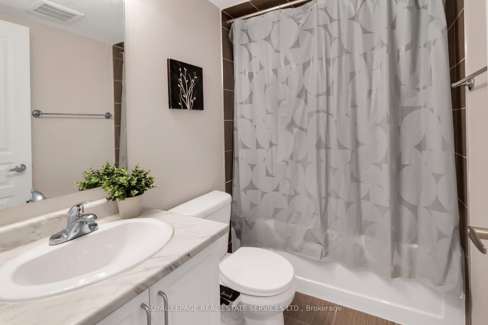 636 Evans Avenue • #47 • Toronto, ON photo 14