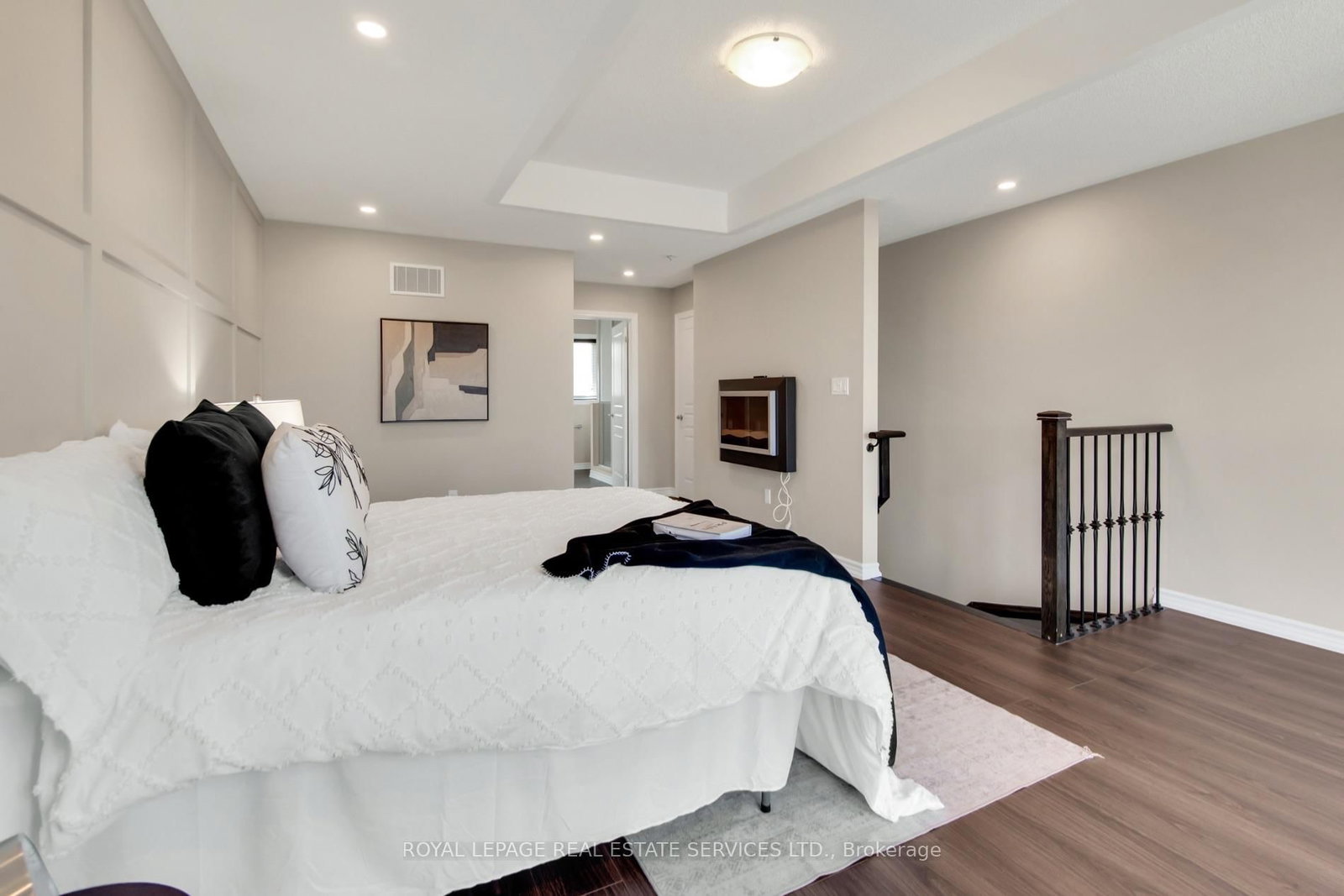 636 Evans Avenue • #47 • Toronto, ON photo 17