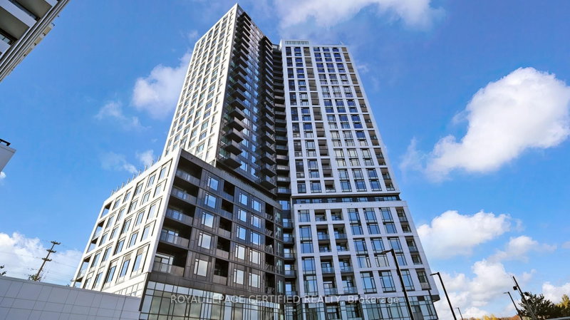 205 - 2495 Eglinton Avenue W