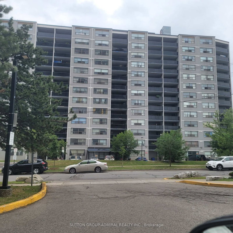 802 - 10 Tobermory Drive