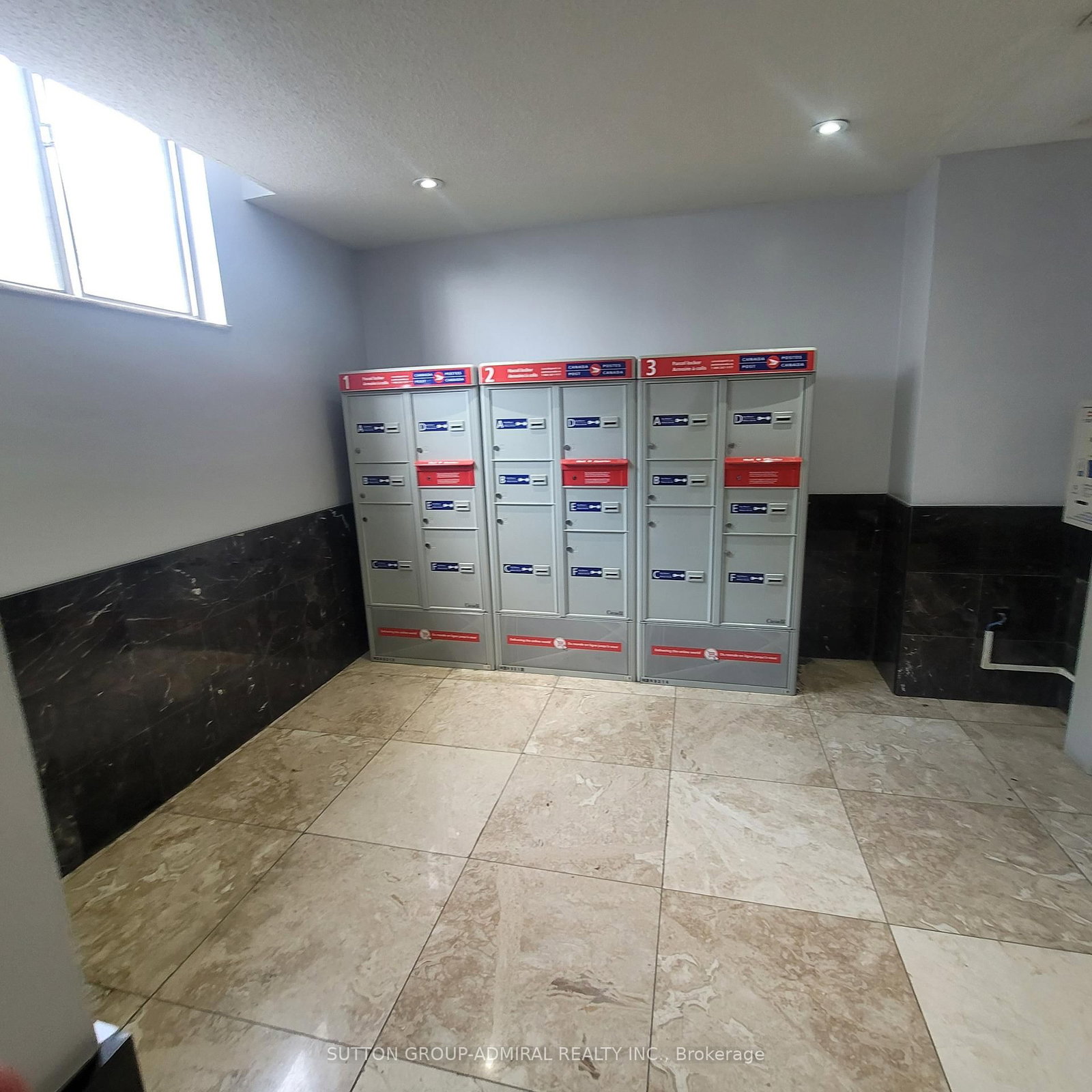 10 Tobermory Drive • #802 • Toronto, ON photo 8