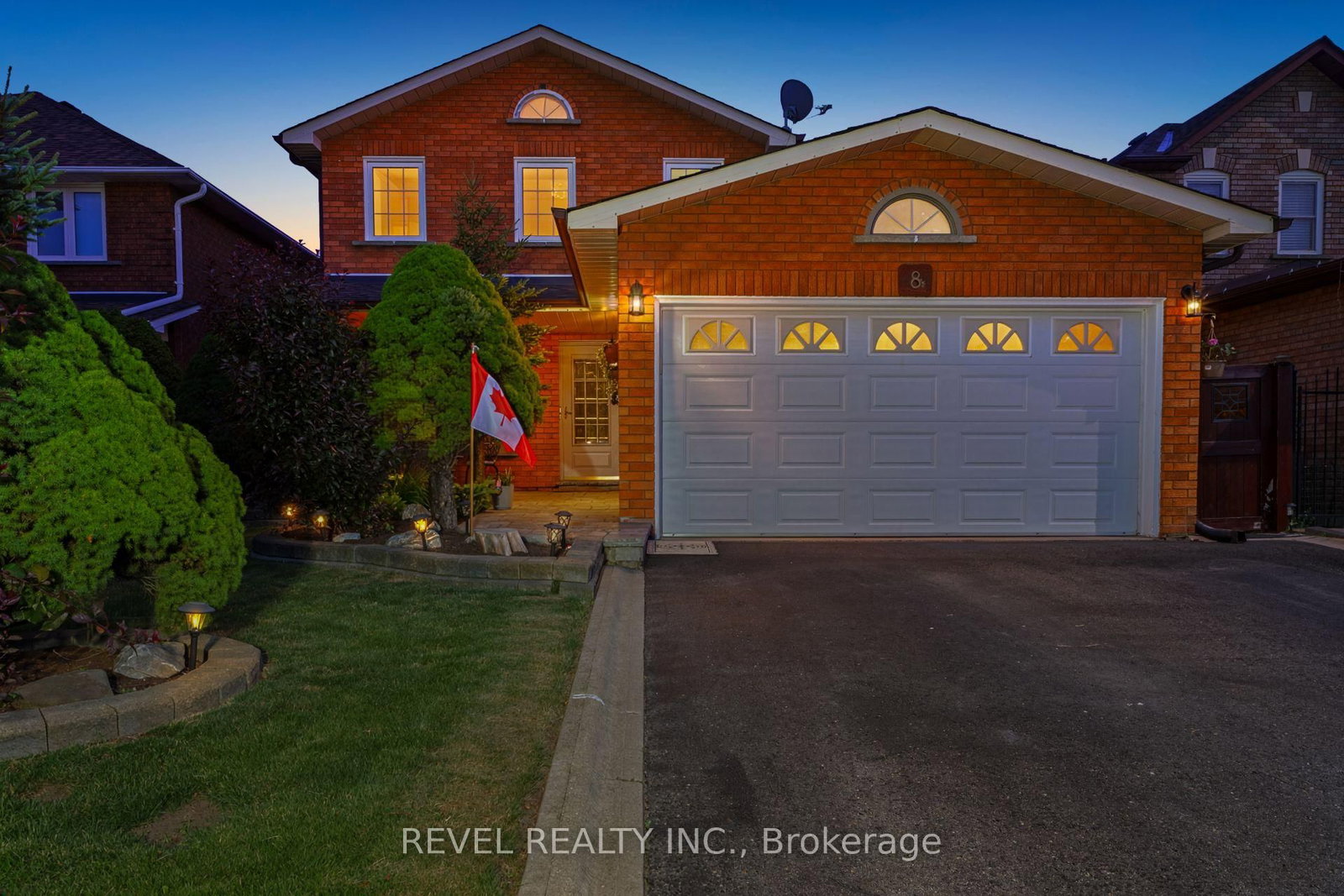 8 Cochrane Avenue • Brampton, ON photo 1