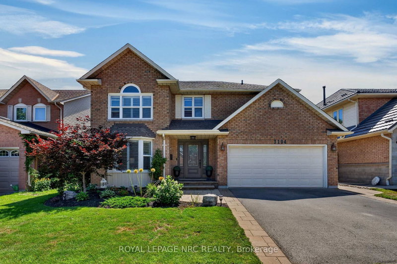 3194 Tania Crescent