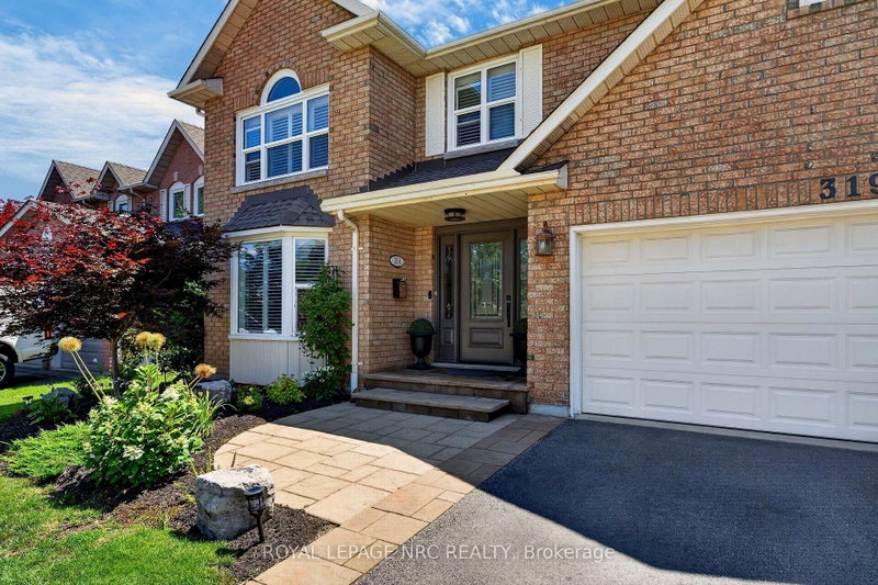3194 Tania Crescent