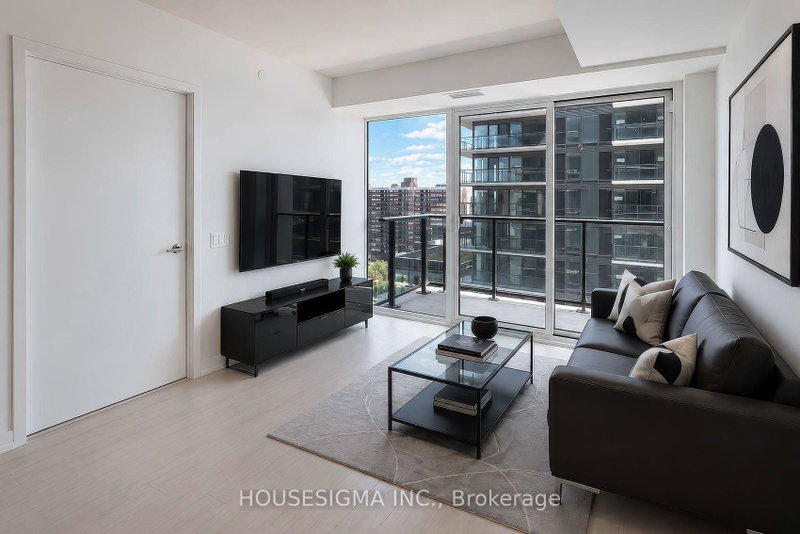 1105 - 4010 Eglinton Avenue W
