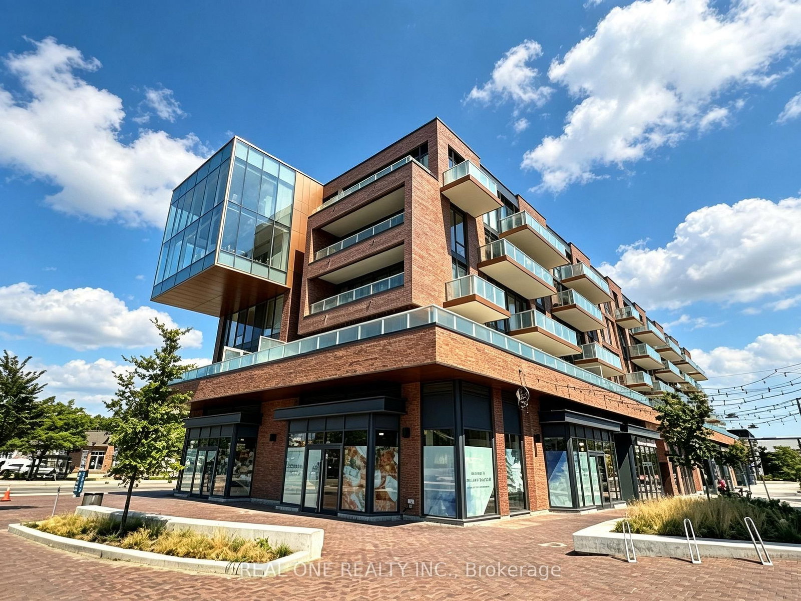 215 Lakeshore Road W • #333 • Mississauga, ON photo 1
