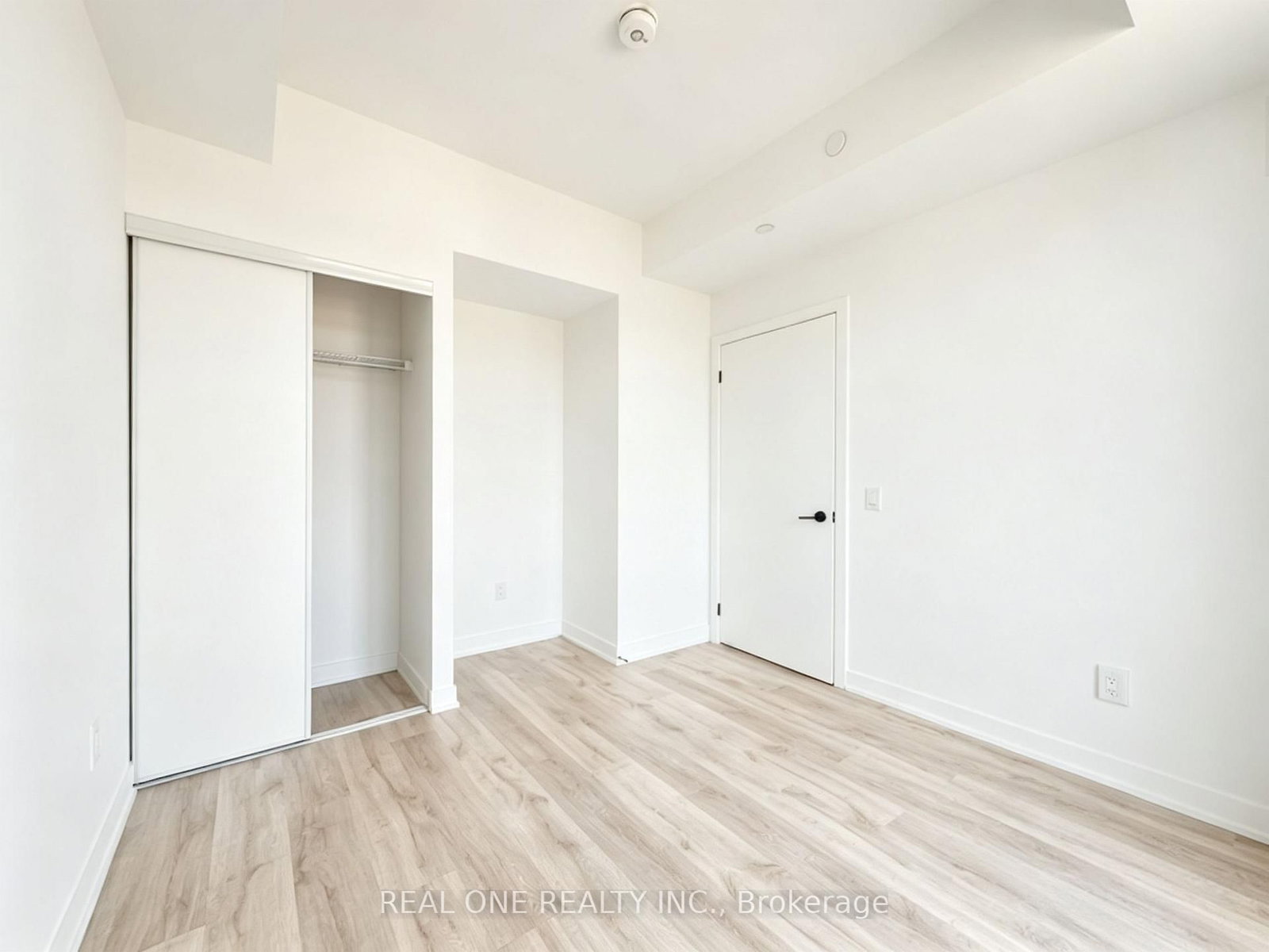 215 Lakeshore Road W • #333 • Mississauga, ON photo 12
