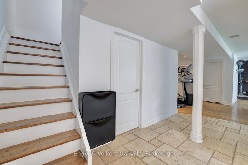3281 Flanagan Mississauga,ON L5C 2M7 — Photo 27