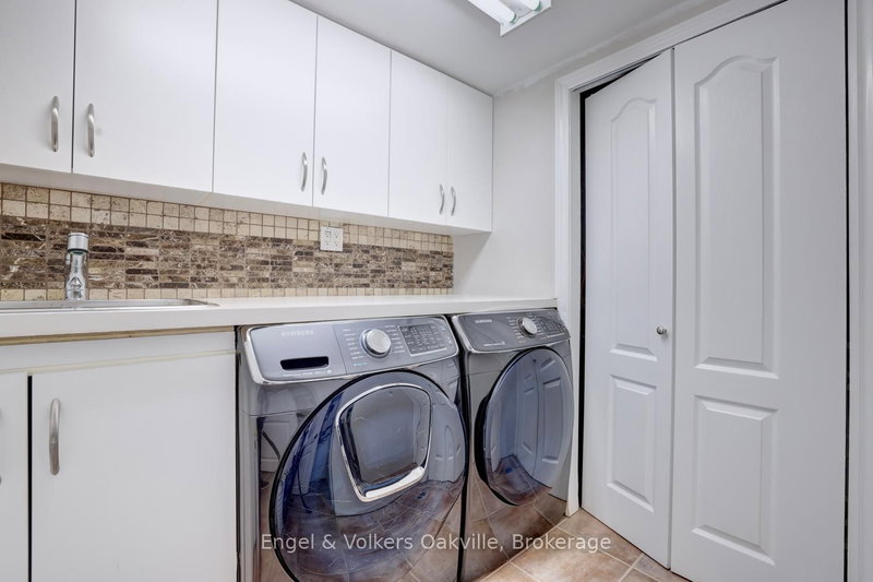 3281 Flanagan Mississauga,ON L5C 2M7 — Photo 35