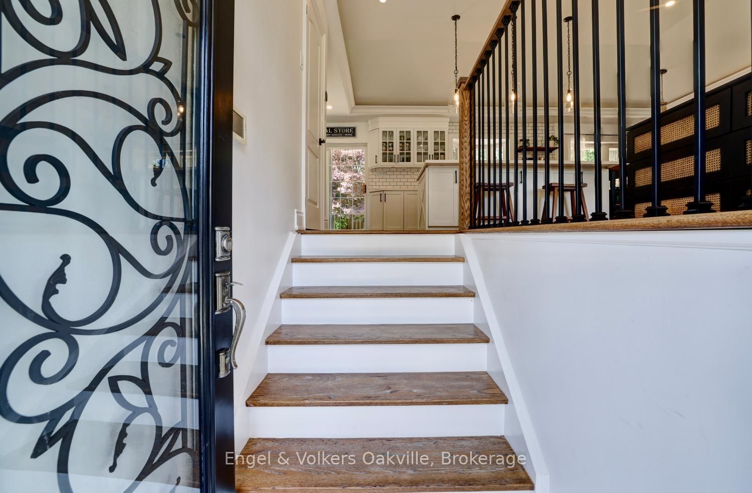 3281 Flanagan Crescent • Mississauga, ON photo 4