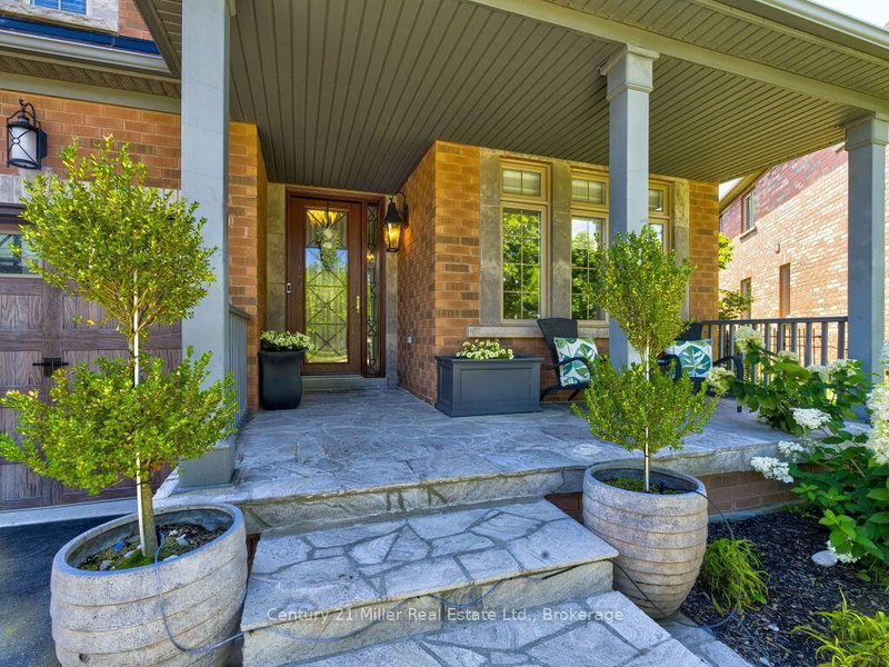 2380 Gladacres Lane