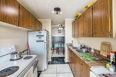 21 Knightsbridge Brampton,ON L6T 3Y1 — Photo 34