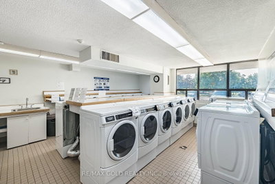 21 Knightsbridge Brampton,ON L6T 3Y1 — Photo 44