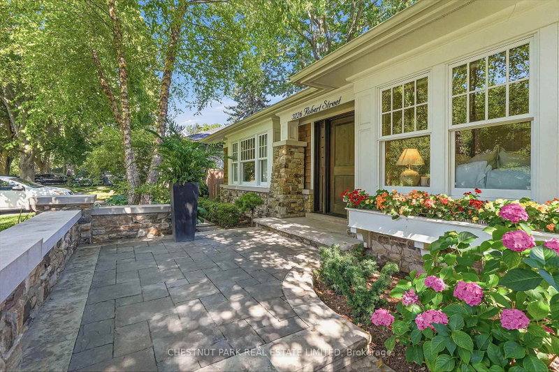 3226 Robert Street