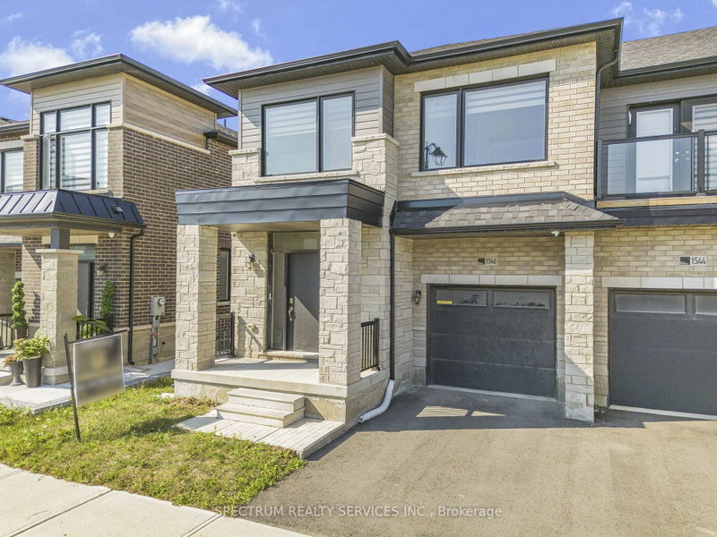 1546 Rose Way