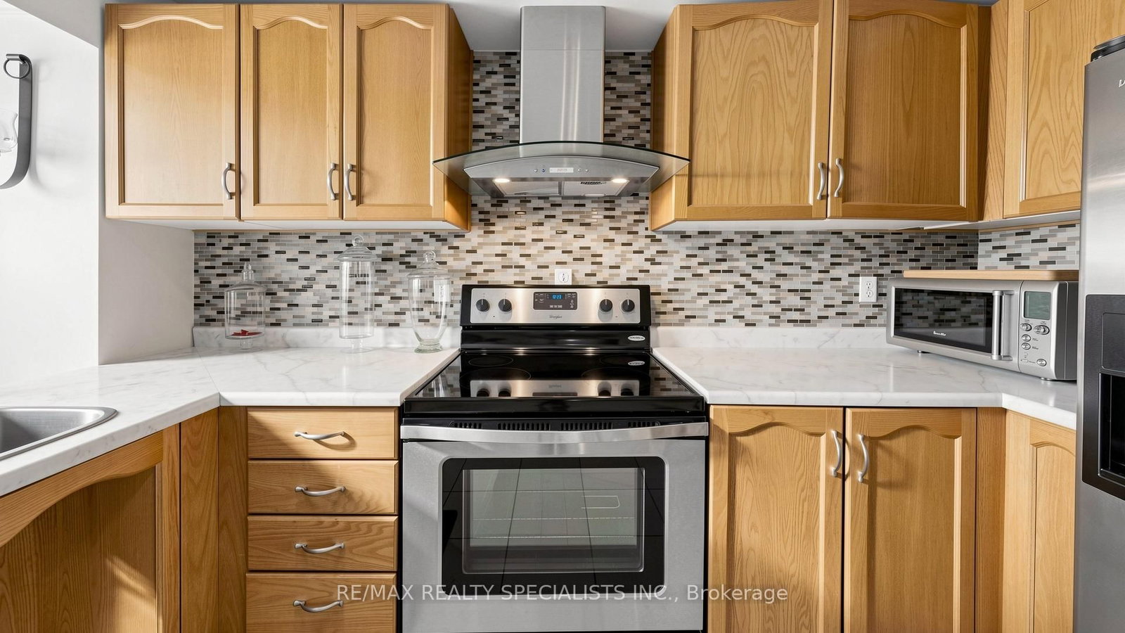193 Queen Mary Drive • Brampton, ON photo 16