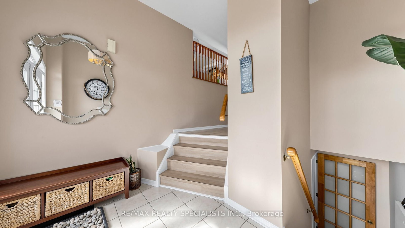 193 Queen Mary Drive • Brampton, ON photo 6