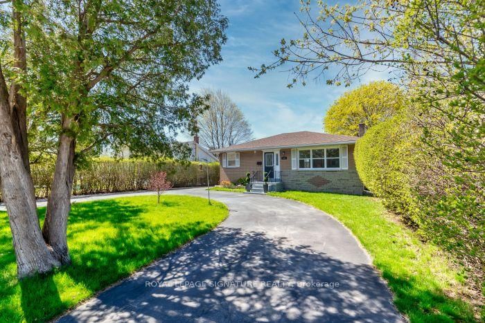 438 3 Oakville,ON L6L 4A5