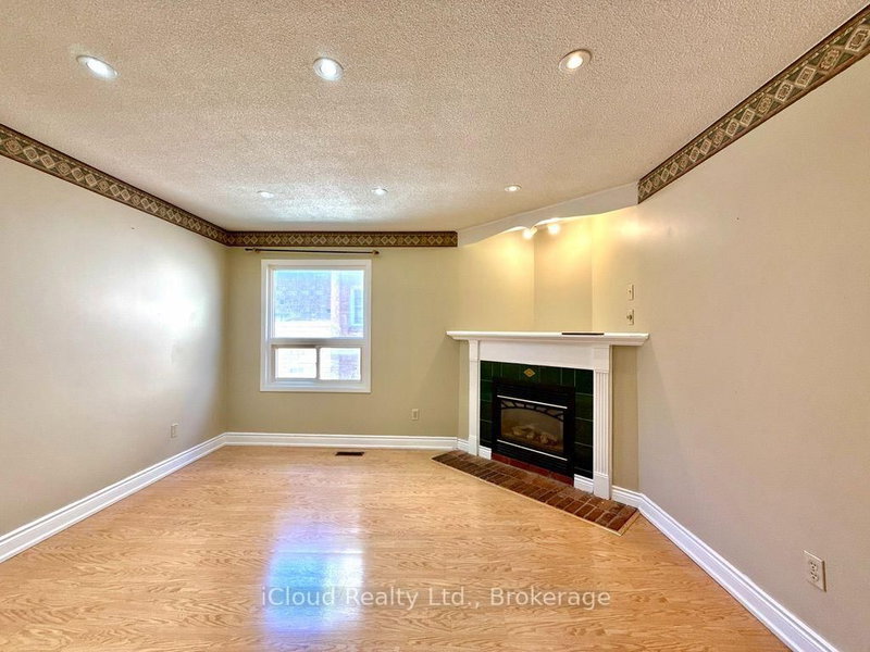 3 Dorking Drive