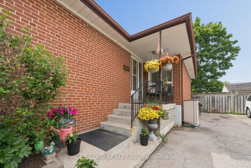 32 Checkendon Drive
